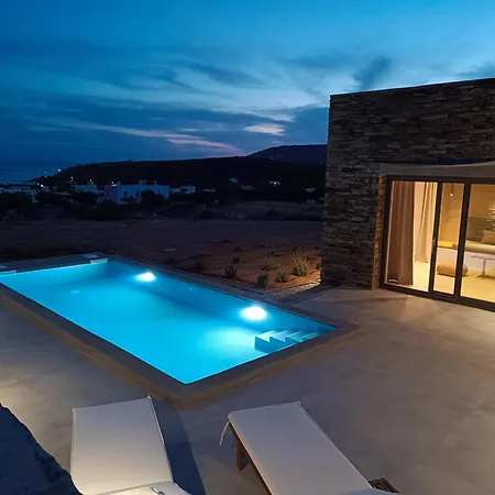 Gray And Blue Ándros