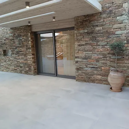 Villa Gray And Blue Ándros