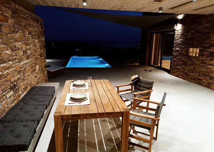 Gray And Blue * Ándros